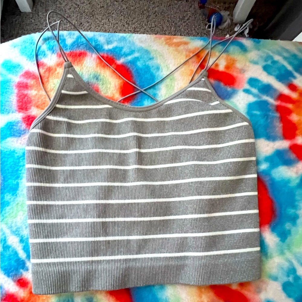 Cropped fitness tank top